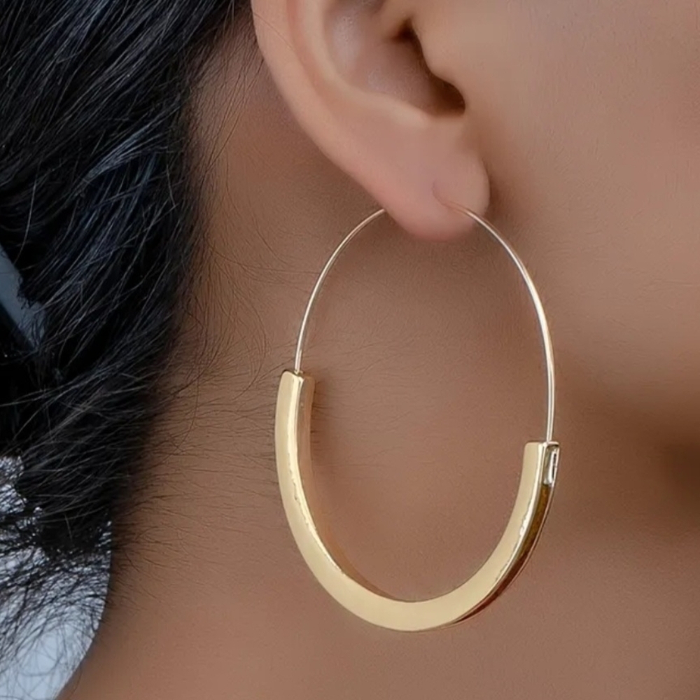 Gold-Tone Minimalist Wire Hoop Earrings